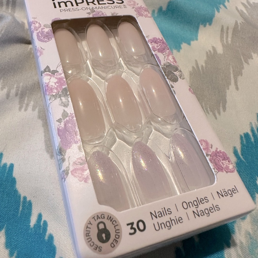 💋2/$5 ALL COSMETICS💋 LoveShackFancy x imPRESS nails 88903 Blushing Lavender